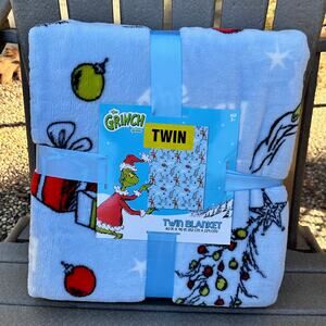 Grinch Christmas Blanket Twin Baby Blue Plush Throw Grinch Stole Christmas New